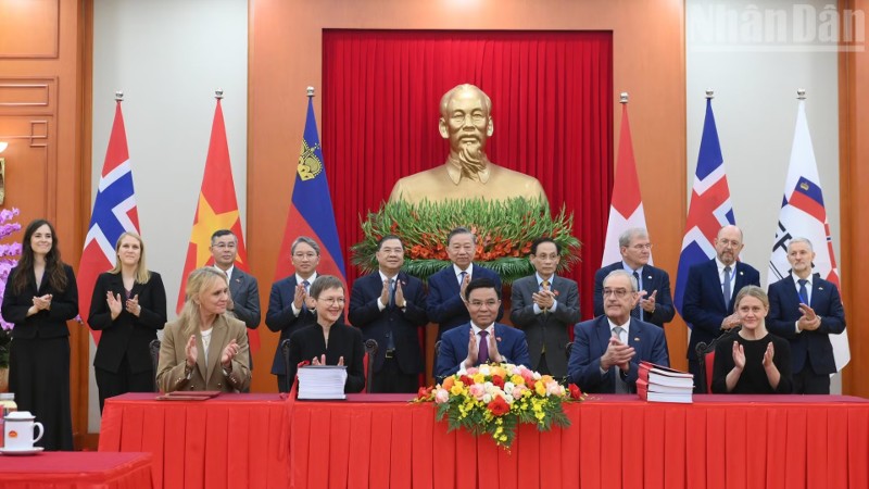 Vietnam–EFTA Free Trade Agreement signing ceremony in Hanoi on October 18, 2026.